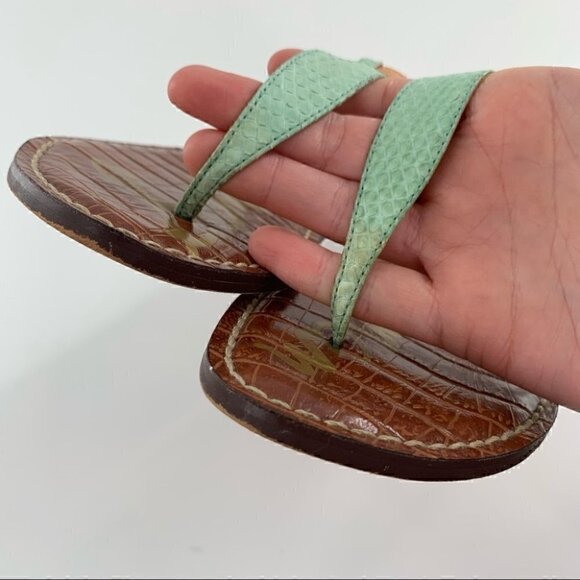 Sam Endelman Gigi sandals size 6 37 tan green snakeskin print leather t-strap - Picture 10 of 14